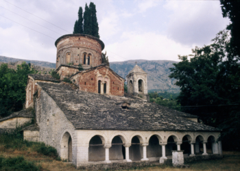 Chiesa di Labova e Kryqit
