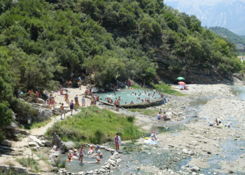 Permet Albania