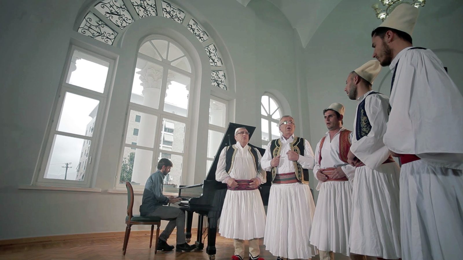 Isopolifonia Robert Bisha & Albanian Iso-Polyphonic Choir