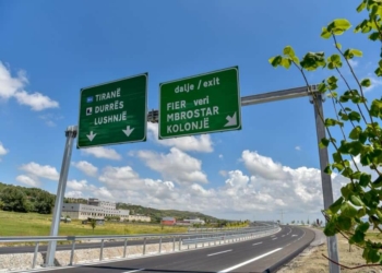 La nuova tangenziale di Fier, Albania