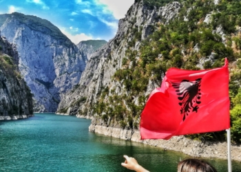 Lago di Koman, Albania