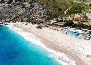 Himare Plazhi I Llamanit 597 Sl1